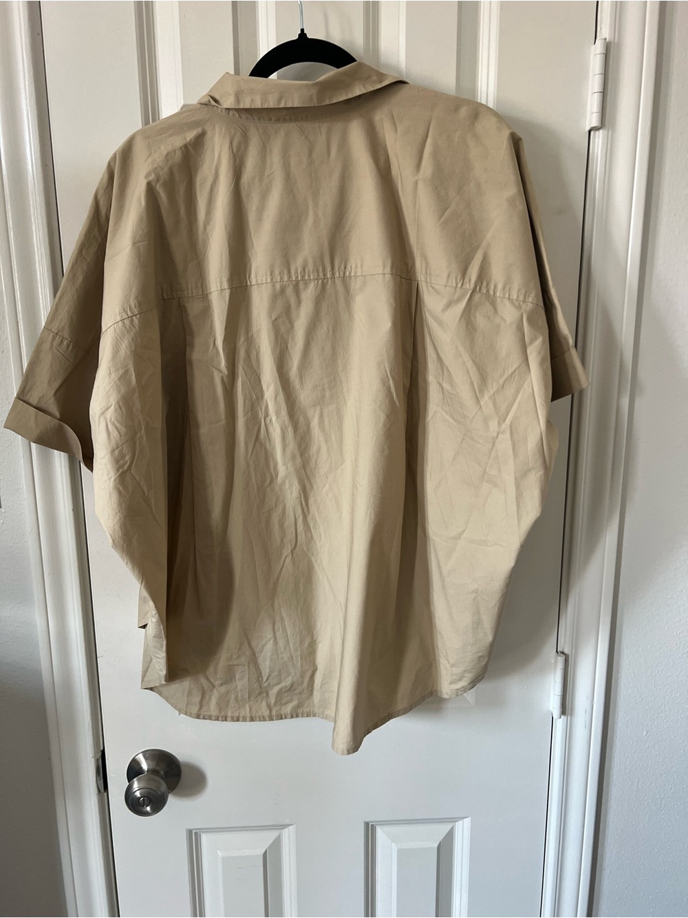 LOFT Tan Short-Sleeve Button Down Casual Shirt-oversized - Picture 3 of 4
